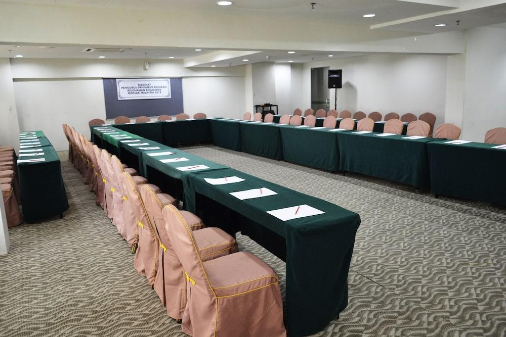 Resort Amansari 4*
